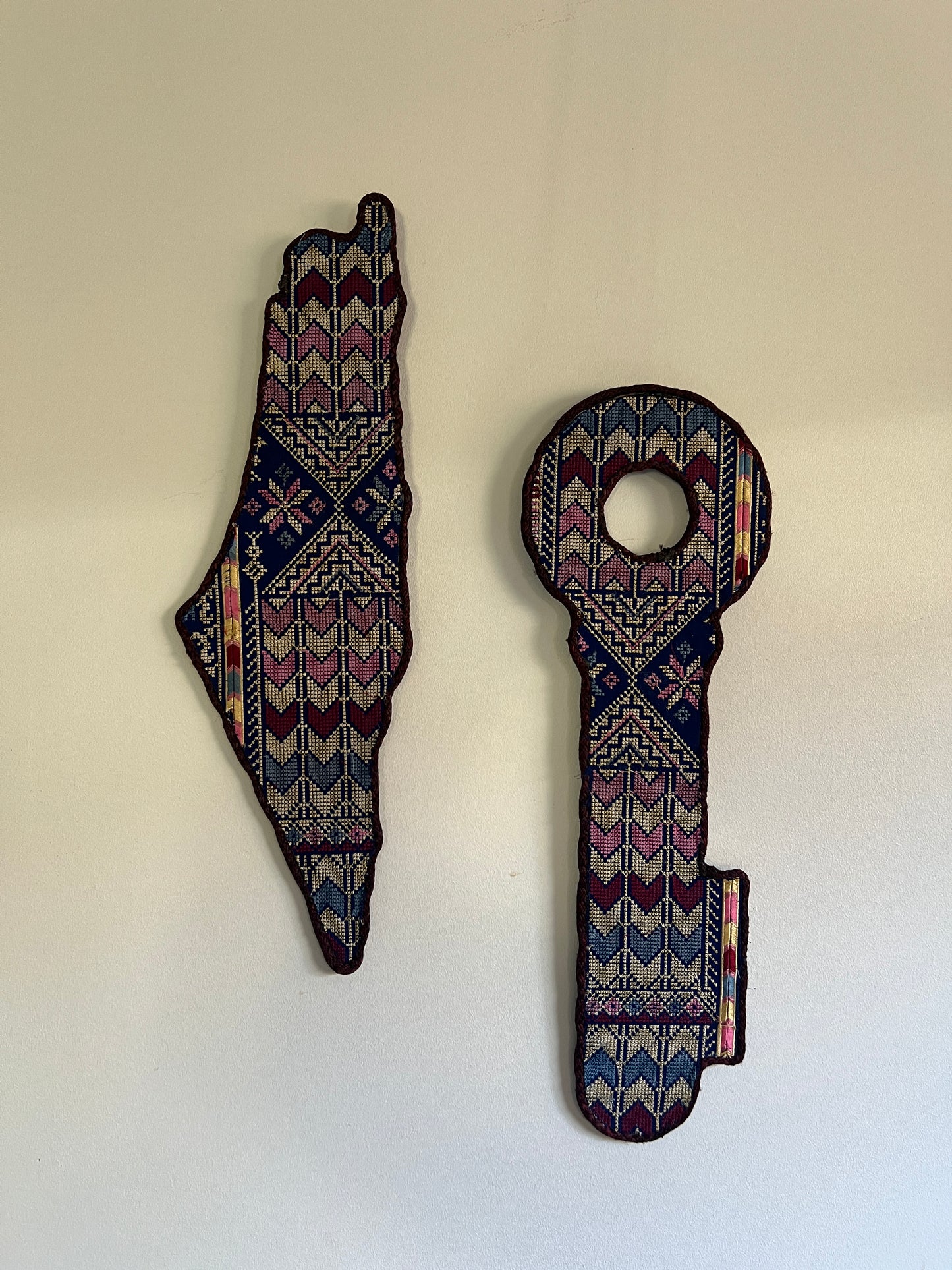 Palestine Map and Key Wall Decor